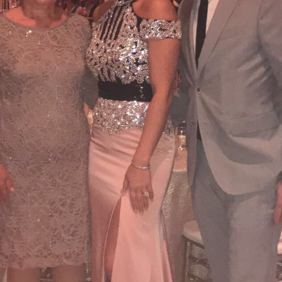 Sold - Picture 3 of 4